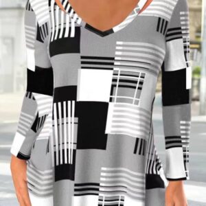 Plaid Print Long Sleeve Hollow V-neck T-shirt